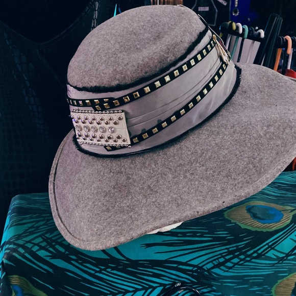Custom Frida Khalo Hat main image 11